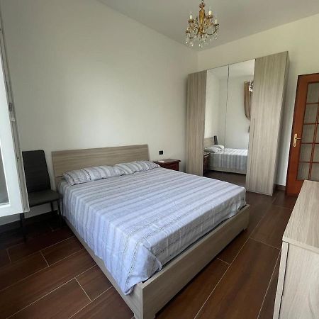 Autumn Apartment Vado Ligure Exterior photo